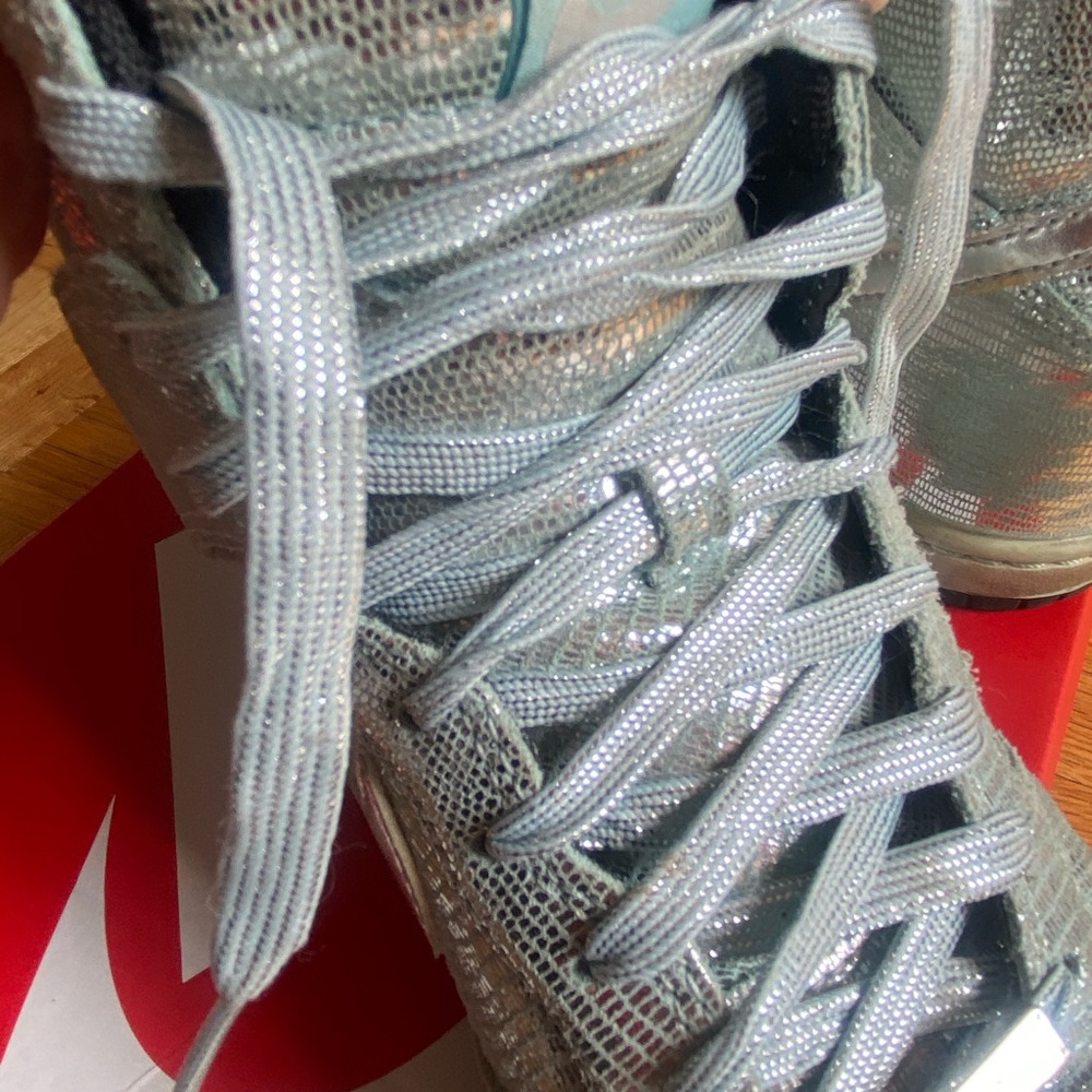 Nike Dunk HighTop - Picture 3 of 8